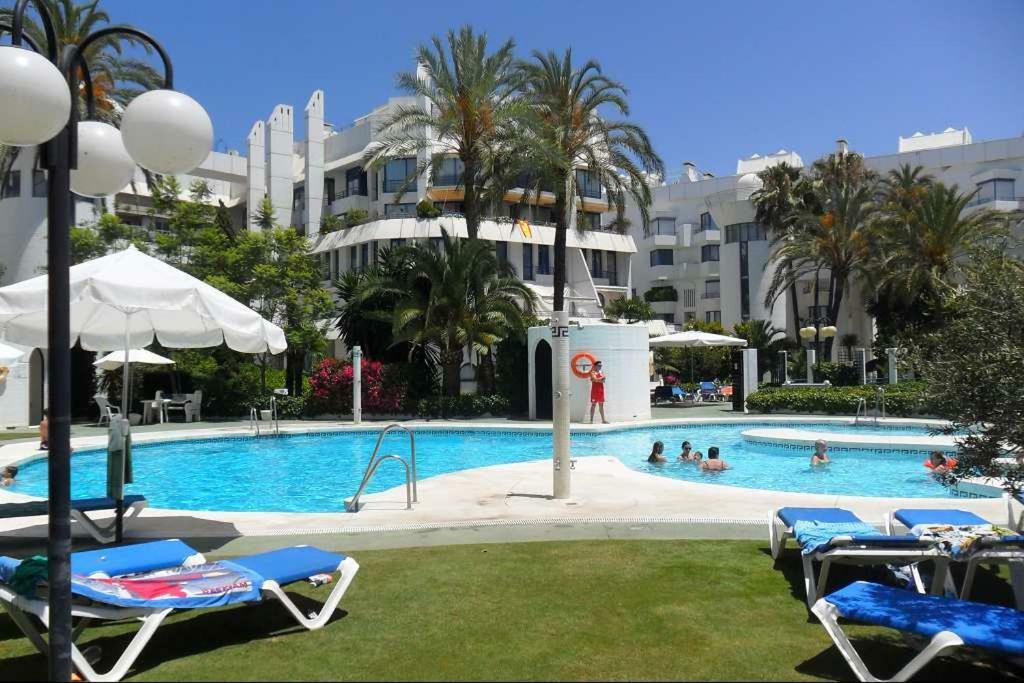 Marbella Center Beachfront With Private Patio Ngoại thất bức ảnh