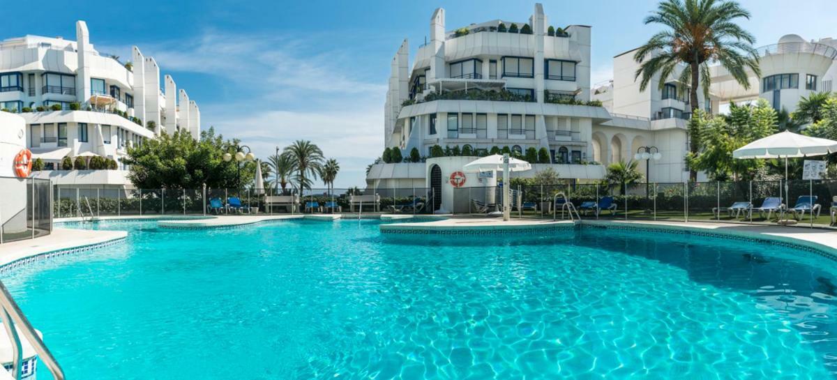 Marbella Center Beachfront With Private Patio Ngoại thất bức ảnh