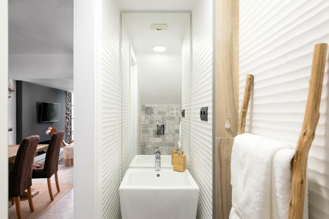 Marbella Center Beachfront With Private Patio Ngoại thất bức ảnh